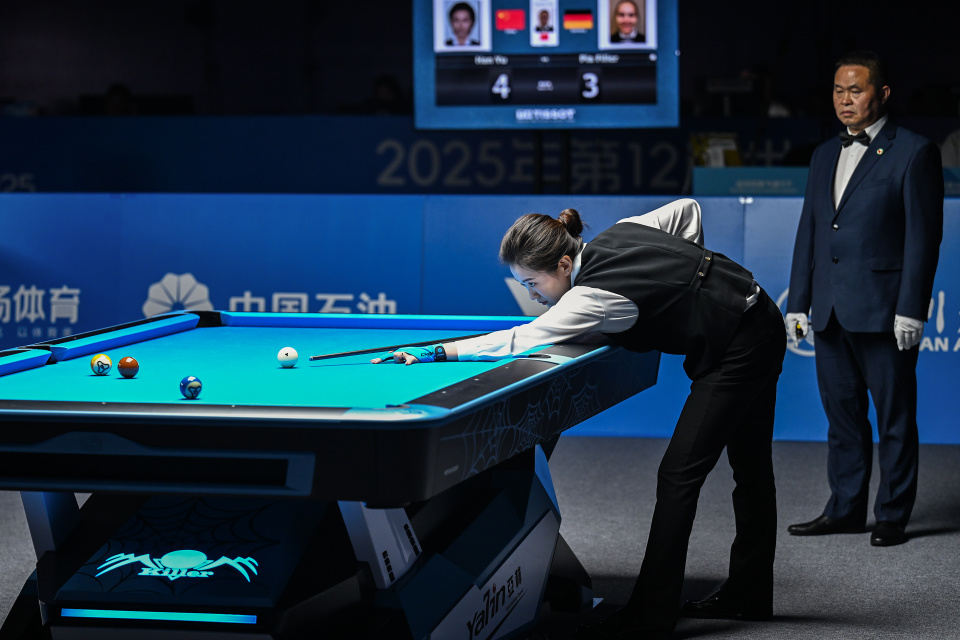 om, 杜子璇, 杜子璇