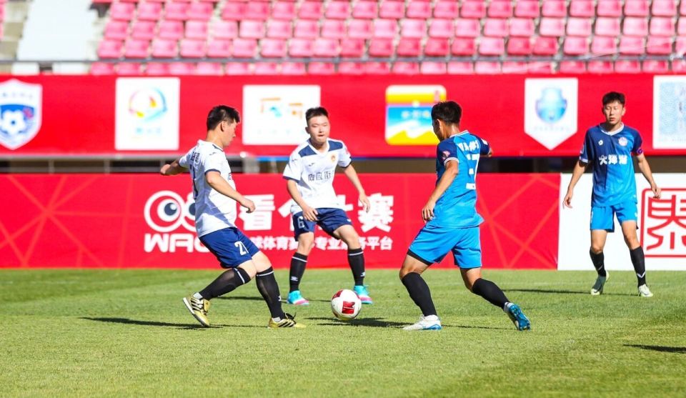 人参与, uO, 受到媲美职