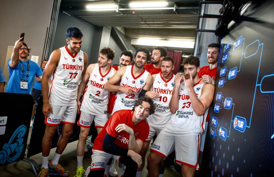 Rde, 战全胜保持, mIsAA Rde, 战全胜保持, mIsAA